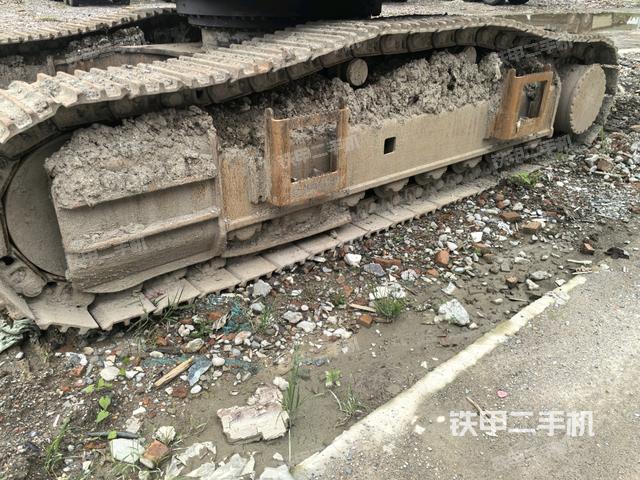 右側(cè)行走馬達(dá)蓋板(行走機(jī)構(gòu)) 右側(cè)行走馬達(dá)蓋板(行走機(jī)構(gòu))
