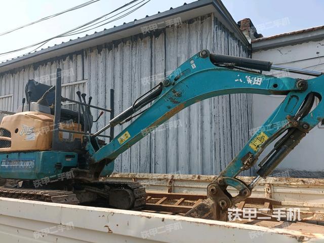 右前45(整機(jī)外觀) 右前45(整機(jī)外觀)