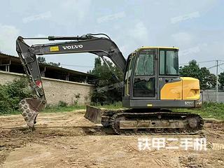 沃尔沃EC80D挖掘机实拍图片