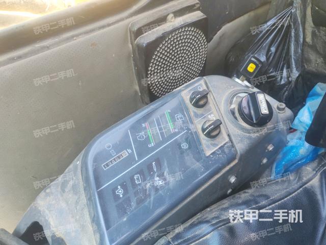 小時表(駕駛室部分) 小時表(駕駛室部分)