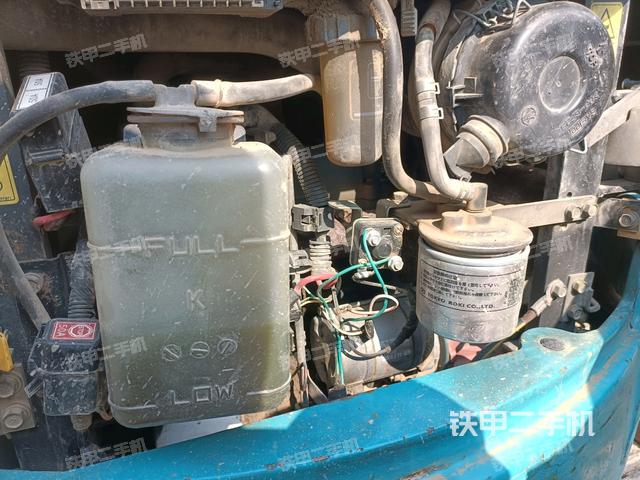 發(fā)動(dòng)機(jī)室(上車部件) 發(fā)動(dòng)機(jī)室(上車部件)