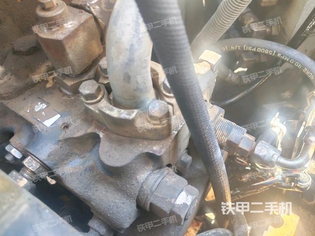液壓泵室(大件艙室) 液壓泵室(大件艙室)