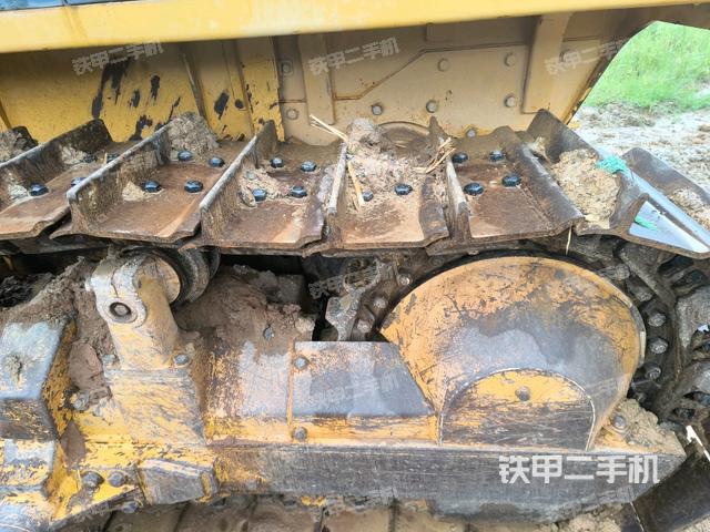 右驅(qū)動輪(推土機(jī)底盤及工作裝置) 右驅(qū)動輪(推土機(jī)底盤及工作裝置)