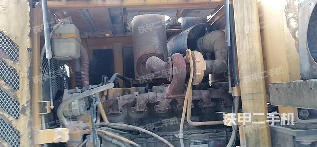 發(fā)動機(jī)右側(cè)(整機(jī)外觀及大件) 發(fā)動機(jī)右側(cè)(整機(jī)外觀及大件)