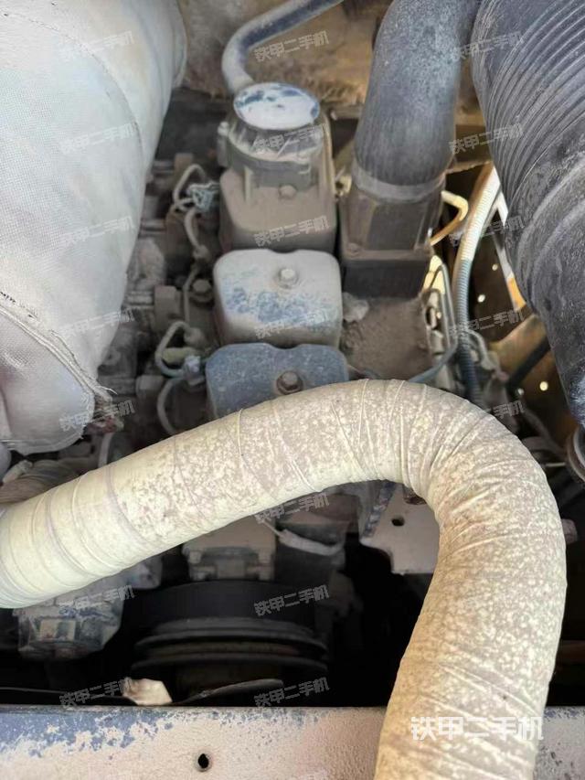 發(fā)動機(設備外觀及核心部件) 發(fā)動機(設備外觀及核心部件)
