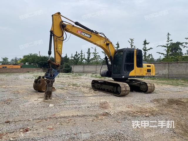 徐工XE150D挖掘机