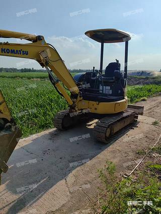 聊城小松PC30MR-3挖掘机实拍图片