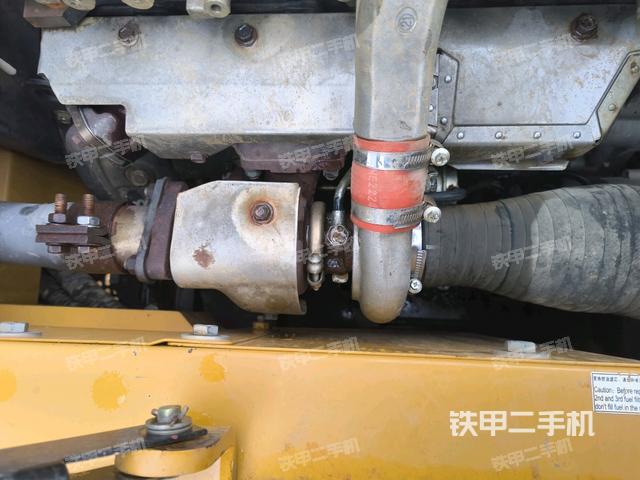 驾驶室顶部俯视(上车部件) 驾驶室顶部俯视(上车部件)