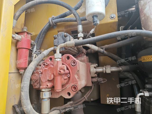 液压泵斜45 右(大件舱室) 液压泵斜45 右(大件舱室)