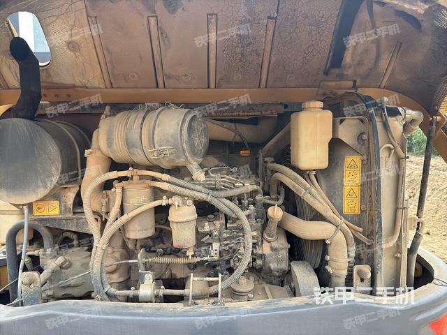 發(fā)動機整體俯視（整機外觀）