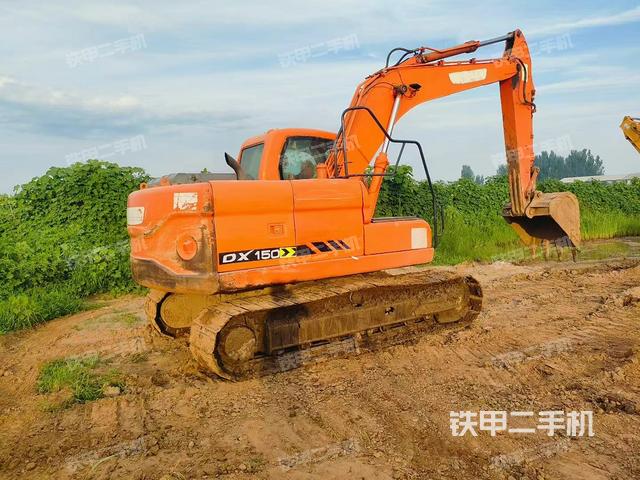 整机右后45°(整机外观) 整机右后45°(整机外观)