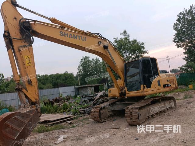 山推挖掘机SE210W挖掘机