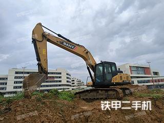 三一重工SY215C挖掘机实拍图片