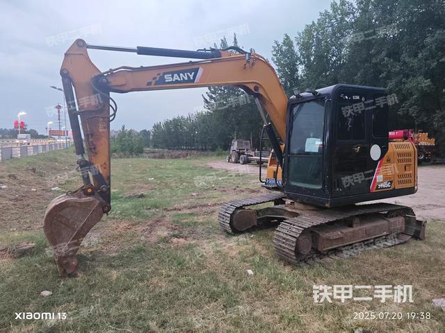 三一重工SY75C挖掘機(jī)