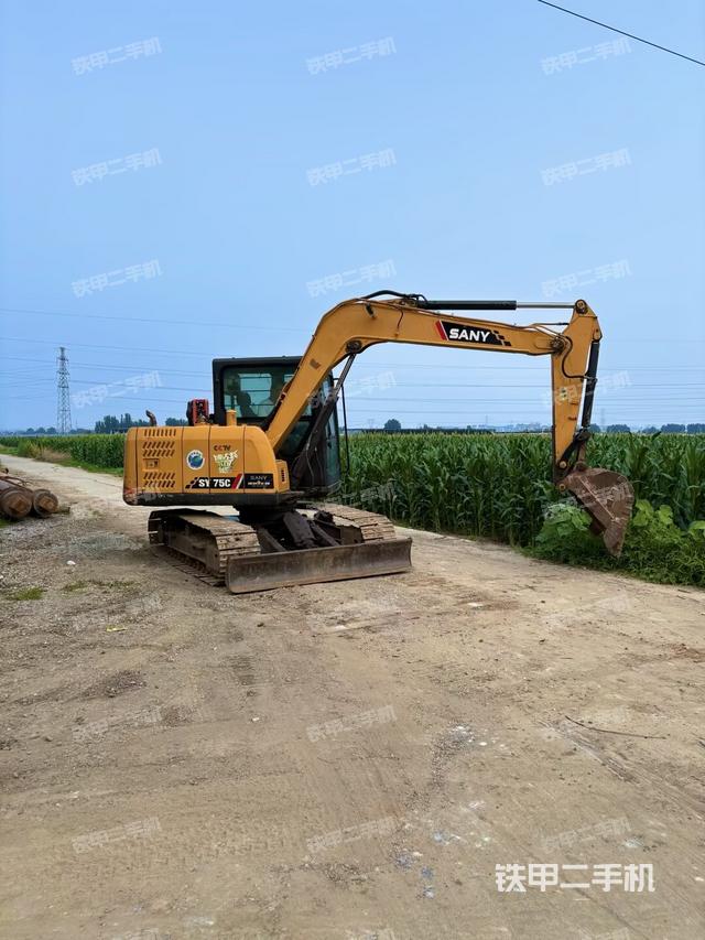 整機(jī)右后45°(整機(jī)外觀) 整機(jī)右后45°(整機(jī)外觀)