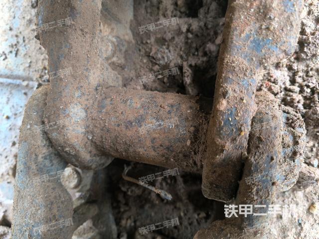 右侧行走马达盖板(行走机构) 右侧行走马达盖板(行走机构)