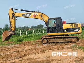 卡特彼勒320D液压挖掘机实拍图片