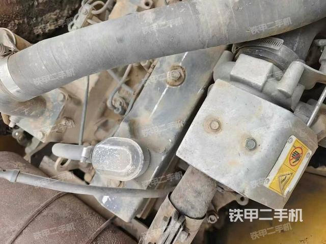 發(fā)動機整體俯視(整機外觀) 發(fā)動機整體俯視(整機外觀)
