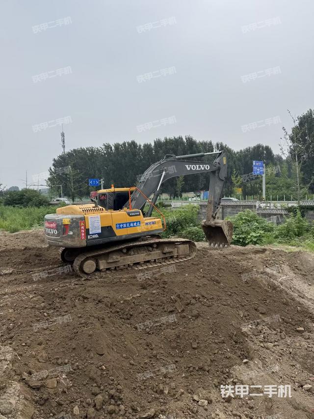 整机右后45°(整机外观) 整机右后45°(整机外观)