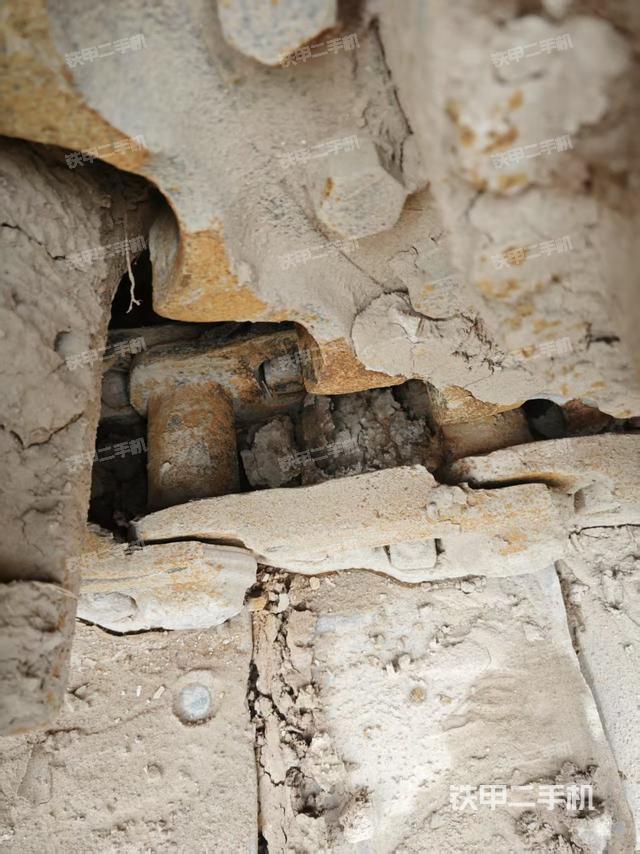 单侧履带整体（整机外观）