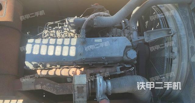 發(fā)動機整體俯視(整機外觀) 發(fā)動機整體俯視(整機外觀)