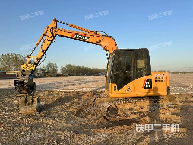 雷沃重工FR80E挖掘机