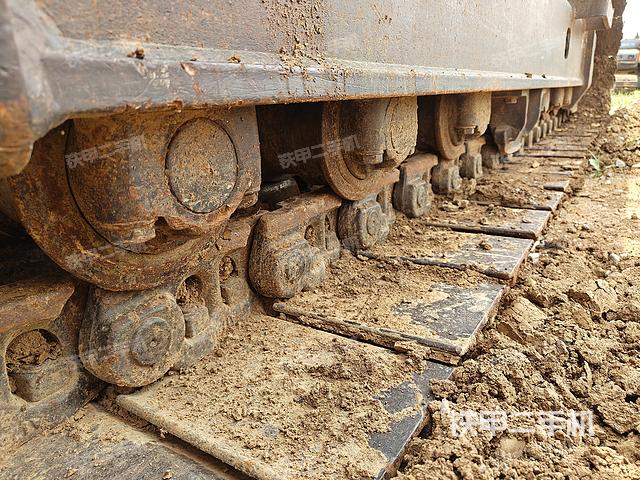 单侧履带整体（整机外观）