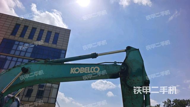 大臂整體?右側(工作和回轉裝置) 大臂整體?右側(工作和回轉裝置)