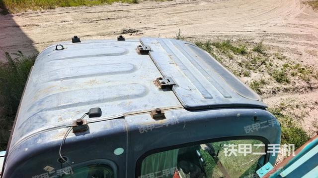 駕駛室頂部俯視(上車部件) 駕駛室頂部俯視(上車部件)
