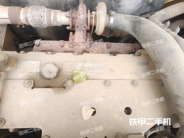 氣門室蓋螺絲特寫(上車部件) 氣門室蓋螺絲特寫(上車部件)