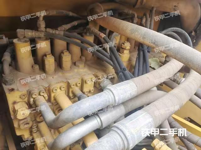 發(fā)動機室(上車部件) 發(fā)動機室(上車部件)