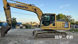 小松PC200-8M0挖掘机实拍图片