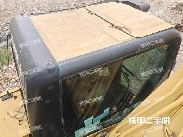 駕駛室頂部俯視(上車部件) 駕駛室頂部俯視(上車部件)