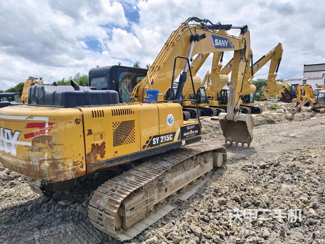 整機右后45°(整機外觀) 整機右后45°(整機外觀)