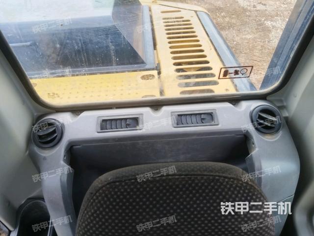 后窗玻璃角標(biāo)(駕駛室部分) 后窗玻璃角標(biāo)(駕駛室部分)