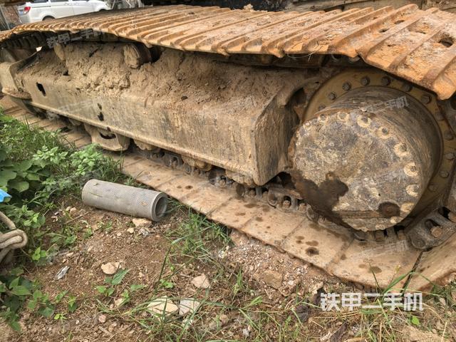 右驅(qū)動輪(行走機構(gòu)) 右驅(qū)動輪(行走機構(gòu))