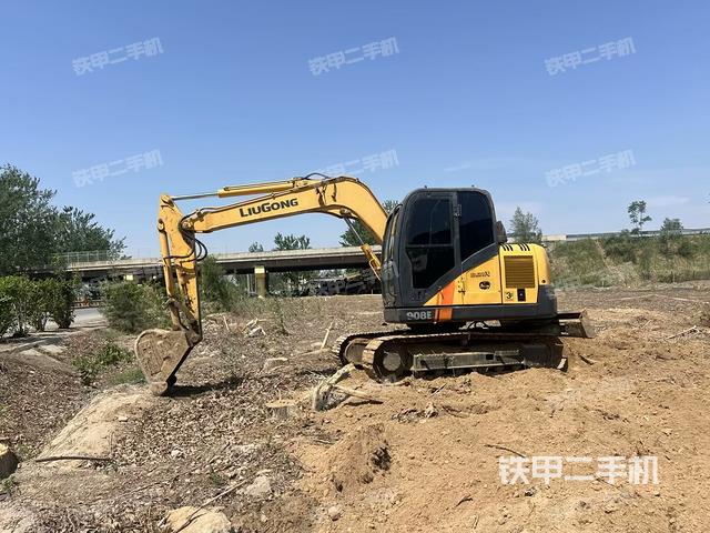 柳工CLG908D挖掘機(jī)