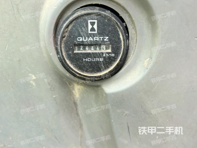 小时表(驾驶室部分) 小时表(驾驶室部分)