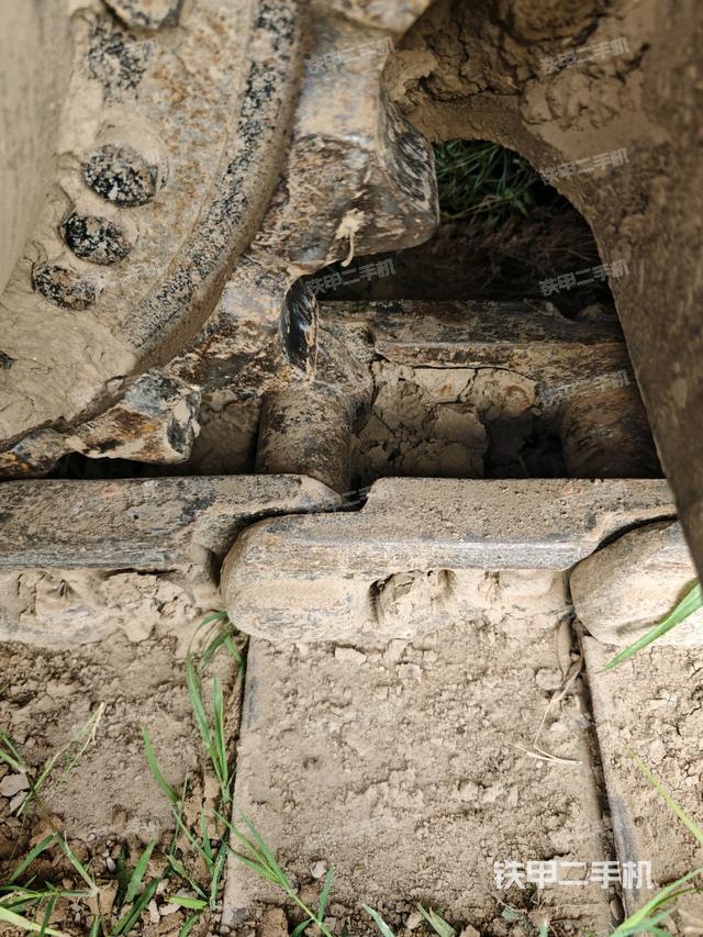 左托鏈輪和鏈筋(行走機(jī)構(gòu)) 左托鏈輪和鏈筋(行走機(jī)構(gòu))