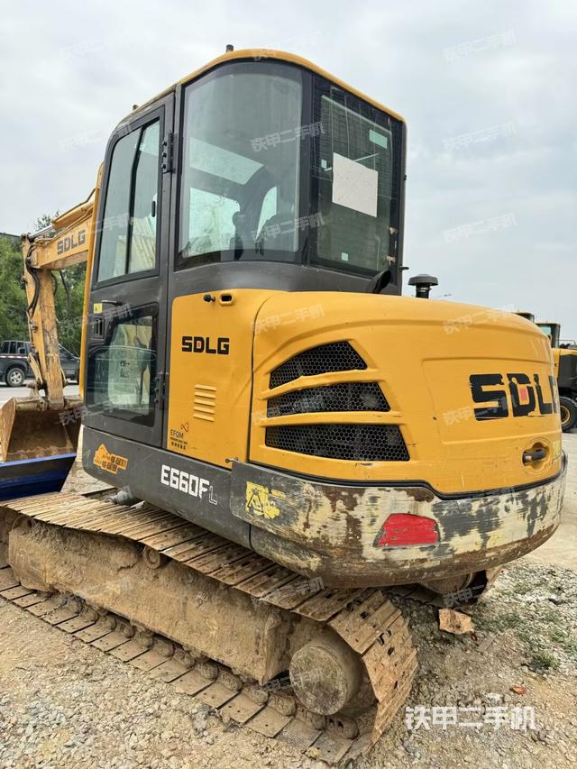 山東臨工60挖掘機(jī)