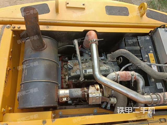 發(fā)動(dòng)機(jī)整體俯視(整機(jī)外觀) 發(fā)動(dòng)機(jī)整體俯視(整機(jī)外觀)