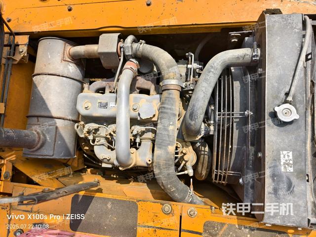 發(fā)動機整體俯視(整機外觀) 發(fā)動機整體俯視(整機外觀)