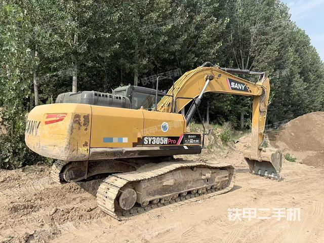整機(jī)右后45°(整機(jī)外觀) 整機(jī)右后45°(整機(jī)外觀)