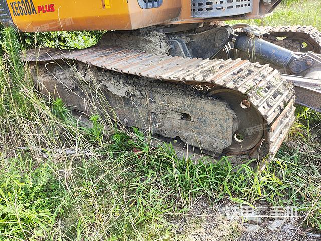 单侧履带整体（整机外观）