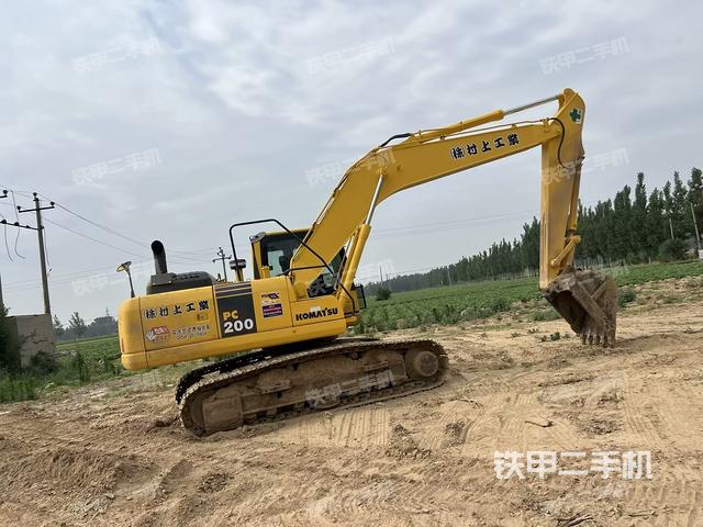 整機右后45°(整機外觀) 整機右后45°(整機外觀)