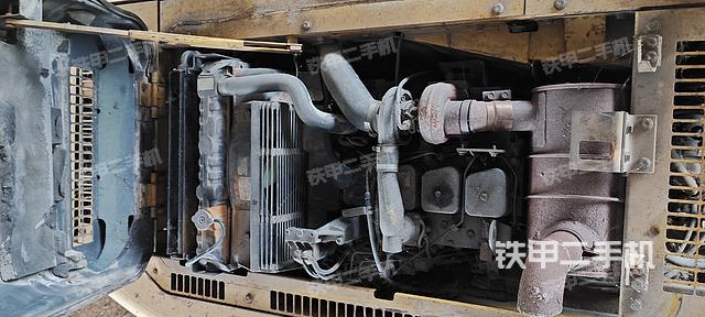 發(fā)動(dòng)機(jī)整體俯視(整機(jī)外觀) 發(fā)動(dòng)機(jī)整體俯視(整機(jī)外觀)