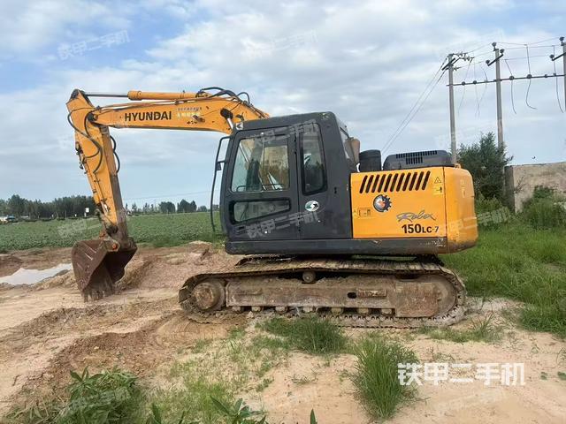 現(xiàn)代R150LC-7挖掘機