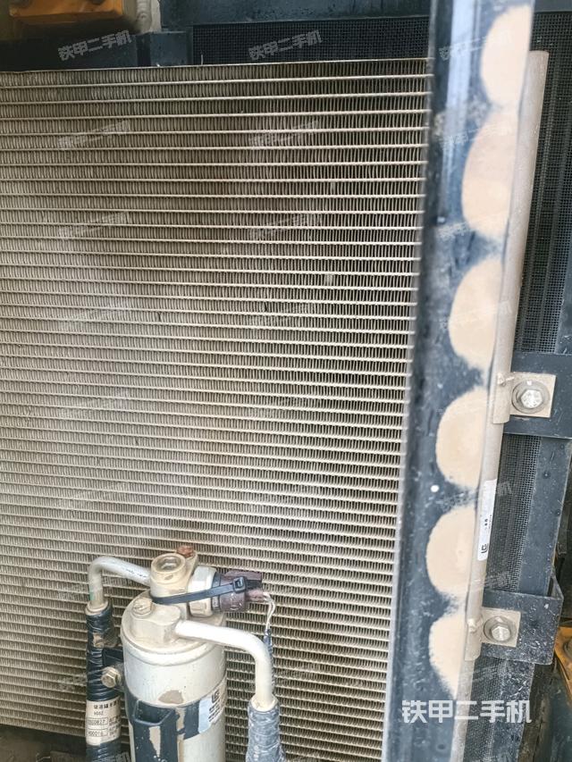 散熱器室(大件艙室) 散熱器室(大件艙室)
