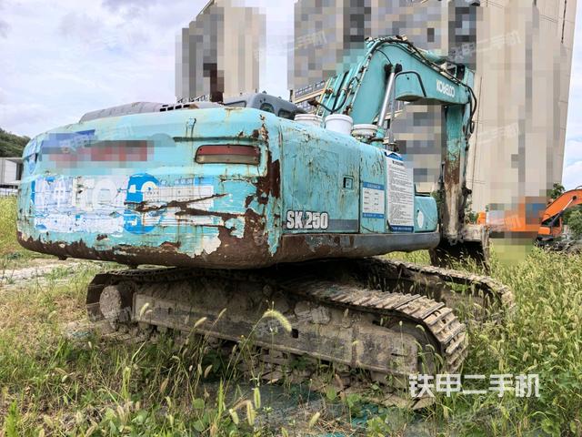 右后45(整机外观) 右后45(整机外观)