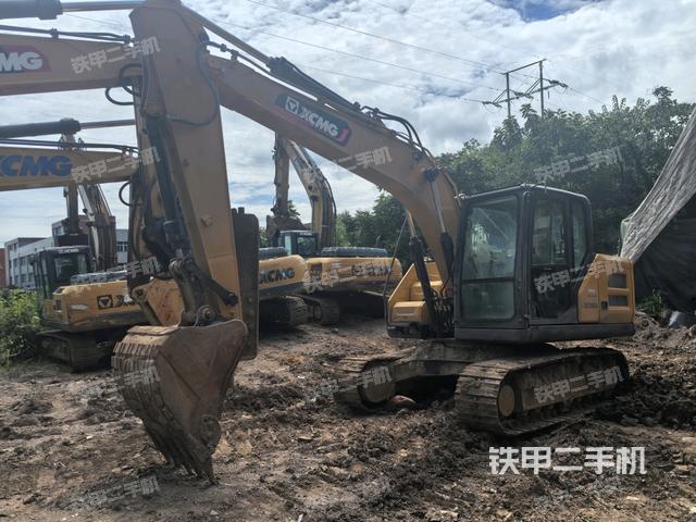 右前45(整機外觀) 右前45(整機外觀)